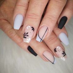 Unghie Sfumate, Floral Nail Designs, Her Nails, Short Acrylic Nails Designs, Elegant Nails, Floral Nails, Chic Nails, Short Acrylic Nails