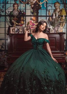 Emerald Green 15 Dress, Quince Pics, Dream Quinceanera, Quince Themes