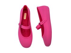 Ready to get endless encores all year long? The Melissa Soft Ballerina has a classically feminine ballet flat silhouette that features a stud fastener for a secure fit, and is easy to clean. This season-less shoe can be worn with or without socks, and is easily dressed up or down. Pink Ballerina, Y Project, Pink Shoes, Ballet Flat, Cute Pink, Ballet Flats, Marc Jacobs, Ballet, Socks