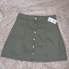 Nwt Green High Waist A Line Skirt Blue Rein Size 1 Waist Measures 12” Laying Flat Bought At Tillys Casual Skirt With Buttons, Casual Fall Skirt With Button Zip Fly, Fitted Button-up Denim Skirt Casual Style, Casual Fitted Button-up Denim Skirt, Fitted Button-up Skort For Spring, Spring Button-up Skort With Buttons, High Rise Casual Skirt With Buttons, Casual High Rise Skirt With Buttons, Cotton Mini Skirt With Button Zip Fly For Spring