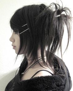 Y2k Punk Hairstyles, Styling Short Black Hair, Goth Aethstetic, Punk Hairstyles Women, Alternative Hairstyles Long, Y2k Hair, Y2k Hairstyles, Goth Hair, 일본 패션