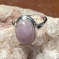 Kunzite 925 Sterling Silver Ring, Size 8.75 Silver Kunzite Ring For Anniversary, Sterling Silver Ring With Large Pink Stone, Silver Amethyst Oval Cabochon Ring, Brilliant Earth Rings, 14k Gold Wedding Ring, Dainty Wedding Ring, Romantic Rings, Antique Wedding Rings, Simulated Diamond Rings