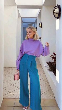 Casual Creative Work Outfit, Classy And Colorful Outfits, Fall Pop Of Color Outfit, Fall Influencer Outfits, Vibrant Work Outfits, Corporate Cool Outfit, Music Industry Work Outfit, Bright Trousers Outfit, Colourful Wide Leg Pants Outfit