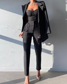 [Ad] 11 Most Pinned Pantsuits For Women Wedding Guest Classy Ideas To Find Out Instantly #pantsuitsforwomenweddingguestclassy Women's Pants Suit For Wedding, Black Pant Wedding Guest Outfit, Pantsuits For Women Wedding Guest, Pantsuits For Women Wedding, Black Tie Attire For Women, Prom Pantsuit, Prom Suits For Women, Black Wedding Guest Outfits, Black Tie Event Outfit