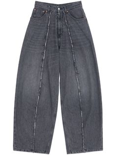 dark grey cotton denim frayed detailing belt loops logo patch to the rear wide leg button fly fastening classic five pockets Mode Kimono, Glam Slam, Cotton Jeans, High Neck Sweater, Mm6 Maison Margiela, Fashion Line, Jean Grey, Denim Trousers, Grey Cotton