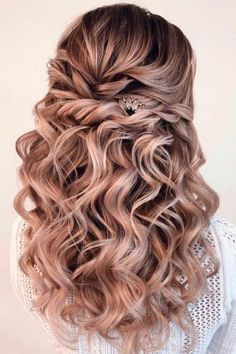 Curly Hair Styles For Long Hair, Gala Hairstyles, Hairstyles Formal, Easy Formal Hairstyles, Formal Hairstyle, Hairstyles Elegant, Elegance Hair, Curly Prom Hair, Beyonce Hair