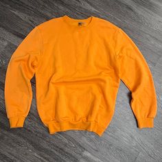 H&M Divided Neon Orange Sweatshirt Size Small Never Worn Shoulders: 19in. Length: 27in. Sleeve Length: 24in. Chest: 22in. Waist: 20in. H&m Fall Sweatshirt With Ribbed Cuffs, H&m Long Sleeve Sweatshirt With Ribbed Cuffs, Orange Cotton Sweatshirt With Relaxed Fit, Orange Relaxed Fit Cotton Sweatshirt, H&m Oversized Cotton Sweatshirt, H&m Relaxed Fit Sweatshirt For Winter, Orange Crew Neck Sweater With Ribbed Cuffs, H&m Relaxed Fit Winter Sweatshirt, Oversized H&m Sweatshirt For Streetwear