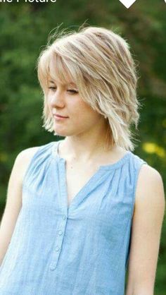 Shaggy Short Hair, Medium Layered Hair, Haircuts For Medium Hair, Hair Color And Cut, Short Hair Haircuts, Medium Hair Cuts