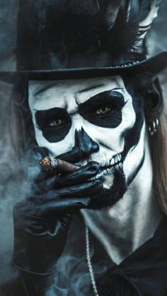 Skull Clown, Beard Makeup, Halloweenský Makeup, Baron Samedi, Male Witch, King Costume, Halloween Outside, Halloween Artwork, Halloween Men