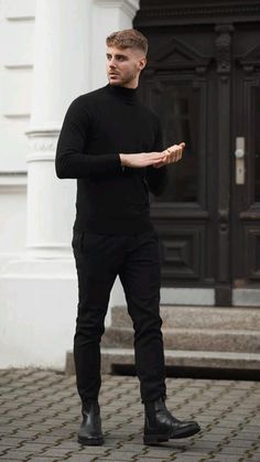 Men's All Black Outfits, Men Casual Black Outfit, Musicians Outfits Men, Men Style Black Outfit, Men's Black Outfit, Men Fashion Black Outfit, Man All Black Outfit, All Black Look Men, Black Tshirt Outfit Men Casual