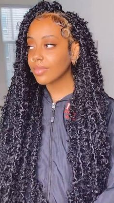 Butterfly Locs Long, Hairstyles Faux Locs, Long Butterfly Locs, Butterfly Locs Hairstyles, Locs Long, Hairstyles Locs, Hairstyles Protective, Love Butterfly