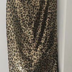 In Excellent Condition From A Clean, Smoke-Free Home. Spandex Stretch For A Perfect Fit. Leopard Print Pencil Skirt For Party, Fitted Leopard Print Skirt For Party, Fitted Leopard Print Party Skirt, Khaki Pencil Skirt, Sequin Pencil Skirt, Camo Skirt, Striped Skirt Pencil, Houndstooth Skirt, Stretch Pencil Skirt