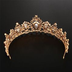 Baroque Vintage Gold Queen Bridal Tiara – TulleLux Bridal Crowns & Accessories Red Queen Crown, Gold Bridal Headband, Wedding Tiara Hairstyles, Gorgeous Birthday, Tiara Headband, Crystal Bridal Tiaras, Royal Tiaras, Beautiful Tiaras, Headband Bridal