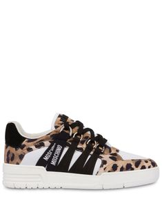 beige/white/black cheetah print panelled design logo-debossed tongue front lace-up fastening logo print to the side round toe contrasting heel counter flat rubber sole Black Cheetah Print, Sneakers Brown, Chanel 2, Brown Sneakers, Summer Beach Wear, Flat Boots, Ballet Flat Shoes, Pump Sandals, Ski Wear