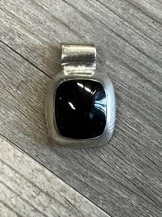 ad eBay - Find many great new & used options and get the best deals for Vintage Taxco Mexico Sterling Silver Only Pendant With 6mm Bale at the best online prices at eBay! Free shipping for many products! Silver Smithing, Onyx Pendant, Jewelry Inspo, Piercing Jewelry, Ebay Finds, Onyx, Piercings, Coin, Thread