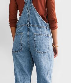 Free People Ziggy Denim Cuffed Overalls - Blue Large, Women's Powderblue 100% Cotton (Non-Stretch) - Rigid denim holds its shape and fades beautifully over time these overalls will be your go to for years to come. Finding the perfect size in these fits is all about your preference. For a bigger looser look you may want to size up or for a more fitted look order true to size. Relaxed fit overalls Faux fly Rise measures 11 1/2 Inseam measures 24 cuffed 29 uncuffed 15 bottom opening Adjustable stra Overalls Blue, Overalls For Women, Overalls Women, Powder Blue, Rompers Women, Overalls, Free People, Relaxed Fit, Buckle