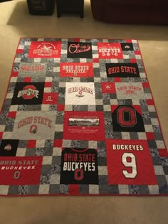 a quilt made to look like the college football team's name and number on it