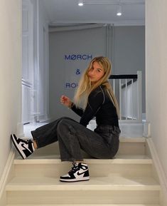 Nike Sb Outfit Woman, Basic Ootd, Looks Hip Hop, Winter Outfits Aesthetic, Chique Outfits, Jordan Outfits, Blazer Outfit, Looks Black