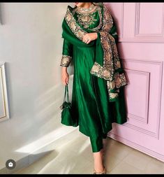 Step into elegance with our exquisite green frock suit, perfect for weddings and festive occasions. This unstitched outfit is crafted from premium fabrics and comes with a stunning dupatta, allowing you to customize it to your unique style. Whether you're attending a wedding or a special celebration, this frock suit will make you stand out with its intricate design and rich color. Don't miss out on the opportunity to shine at your next event! 🌟 Premium quality fabrics 👗 Stylish green frock sui Brocade Suit Design, Green Indian Suit, Banarsi Suit Design, Brocade Suits, Frock Suit, Green Dupatta, Punjabi Fashion, Custom Made Suits, Pakistani Fashion Party Wear