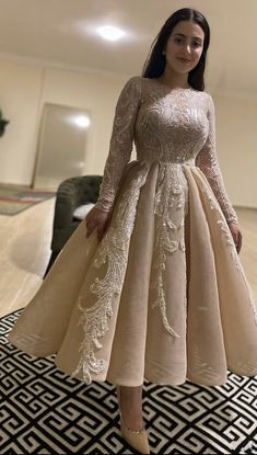 Nice Dresses Classy, Soiree Dress, Fancy Wedding Dresses, Dresses Classy, Women Dresses Classy, Elegant Dresses Classy, Stylish Party Dresses