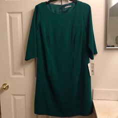 Green Dress W/ Pockets Never Worn Length 40 In Pit To To Pit 23 1/2 In Sleeve 18 1/2 In Shift Dress With Pockets For Work, Hot Pink Mini Dress, Eliza Dress, Wrap Front Dress, Ombre Dress, Jersey Knit Dress, Eliza J Dresses, Lace Shift Dress, Lace Blue Dress