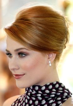 Smashing Updo Hairstyles for Short Hair Ohh My My French Twist Updo, Easy Updo Hairstyles, French Twist Hair, Evan Rachel Wood, Up Dos For Medium Hair, Facebook Style, Updos For Medium Length Hair, Updo Hairstyles, Penteado Cabelo Curto