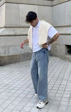 outfit inspo. Boy Outfits Aesthetic Casual, Boys Outfits Aesthetic, Blue Outfit Men, Blue Jeans Outfit Men, White Tees Outfit, Vacation Outfits Men, Minimalist Fashion Summer, Jeans Outfit Men, White Shirt Outfits