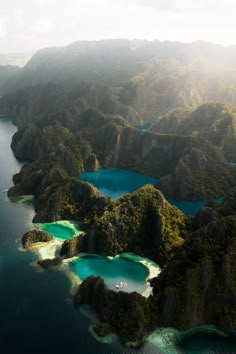 Morning light bursting through the misty clouds over Barracuda Lake - Coron Island, Palawan Province, Philippines. Donsol, Coron Island, Banaue, Southeast Asia Travel, Coron