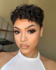 Outfits With Natural Hair, Short Afro Wigs, Short Curly Pixie, Curly Pixie Cuts, Human Hair Color, Pelo Afro, Hair Wigs For Women, Natural Wavy Hair