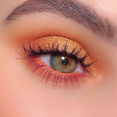 Red Eyeshadow Makeup, Makeup For Hooded Eyes, Eye Makeup For Hooded Eyes, Thanksgiving Makeup, Orange Eye Makeup, Pretty Eye Makeup, Peach Makeup, Orange Makeup, Cute Eye Makeup