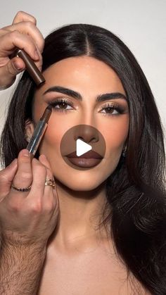 171K views · 19K likes | M R D A N I E L on Instagram: "New High Impact Shadow Play™️ Shadow + Definer by @cliniqueitalia   High Impact Shadow Play™️ Shadow + Definer in “Double Latte, Champagne+Caviar, High Impact High-Fi™️ Full Volume Mascara Quickliner™️ for Lips in “Intense Cola” Chubby Stick™️ Moisturizing Lip Colour Balm in “Whole Lotta Honey” Clinique Pop Plush™️ Creamy Lip Gloss in “Airkiss Pop”  Hair @andrepirani_   Adv #mrdaniel" Eye Shadow Ideas For Brown Eyes, Clinique High Impact Shadow Play, Champagne Makeup Look, Bombshell Makeup, Pop Hair, Fair Skin Makeup, Clinique Pop, Beautiful Thoughts, Berry Lips