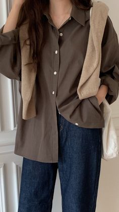 Hijabi Outfits Casual, Everyday Fashion Outfits, Casual Day Outfits, Simple Trendy Outfits, Women Blouses, 가을 패션, Korean Outfits, Casual Style Outfits