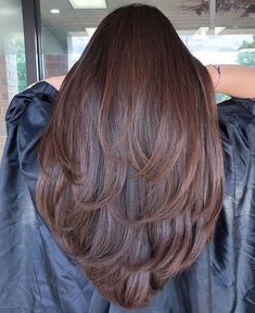 Long V Haircut, Step Cut Hairstyle, V Cut Hair, V Shaped Haircut, V Shape Hair, Hairstyles For Layered Hair, Haircuts For Medium Hair, Step Cut