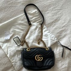 Brand-New Condition Gucci Crossbody, Bags Black, Gucci Bags, Crossbody Purse, Gucci Bag, Purses Crossbody, Limited Time, Bag Lady, Purse