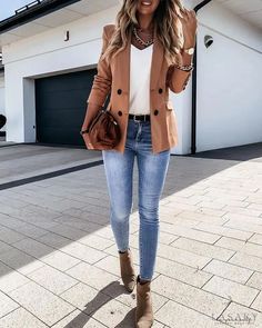 Lasaky - Plain chocolate blazer coat with long sleeves and double breasted Chocolate Blazer, Blazer Outfit, Mode Casual, Sweater Dress Women, Blazer Outfits, Business Casual Outfits, Mode Inspiration, Outfit Casual, Blazer Coat