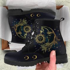 Sun And Moon Boots – Elephantsity Whimsigothic Clothes, Aesthetic Stuff To Buy, Cowgirl Shoes, Dr Shoes, Winter Shoes For Women, Moon Boots, Leather Boots Women, Vegan Shoes, Suede Material