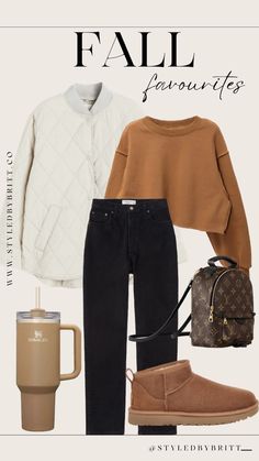 30s Outfits, Fall Outfit 2023, How To Wear Uggs, Classy Fall Outfits, Fashion 30s, Black Boots Outfit, Outfit 2023, Minimalist Capsule Wardrobe, Uggs Outfit