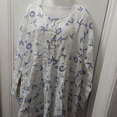 This Is A Never Used Blouse 100% Linen. White Floral Print Tunic Top, White Floral Print Tunic Blouse, Blue Tunic Blouse For Daywear, White Tunic Tops For Daywear, Blue White, Color Blue, Top Blouse, Blue And White, Blouses