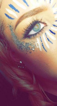 Sport day face paint 59 Ideas for 2019 #sport Hoco Football Game Face Paint, Homecoming Paint Face, Glitter On Face Football Game, Blue And White Spirit Day School, Blue And Gold Day Spirit Week, Cheer Face Paint Ideas Football, Spirit Week Face Paint Ideas, Spirit Day Makeup