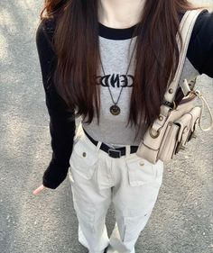 Douyin Fashion, Outfit Korean Style, Fashion Top Outfits, Korean Casual Outfits, Simple Trendy Outfits, Blackpink Fashion, Korean Outfits