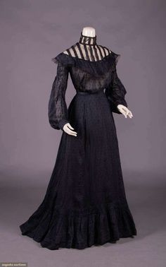 Auctions by Date 1900s Gown, 1800s Dresses Black, Black Edwardian Dress, Victorian Black Dress, Edwardian Goth, 1903 Fashion, Black Victorian Dress, 1890s Dress, Edwardian Dress