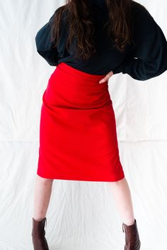 "Vintage 90s classic office midi skirt in red  Size on tag : -, Approx. size : L, Length : 71 cm / 28\", Waist : 43 cm / 17\" . Material : 100% Viscose, Lining : Polyester.  Model Height : 173 cm / 5'6\"." Red Midi Pencil Skirt For Work, Red Midi Skirt For Workwear, Red Fitted Midi Pencil Skirt, Office Red Pencil Skirt, Red Pencil Skirt For Office, Chic Red Pencil Skirt For Office, Chic Red Pencil Skirt For The Office, Chic Red Pencil Skirt For Work, Red Fitted Skirt For Workwear