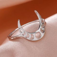 Silver Celestial Metal Ring, Elegant Crescent Moon Charm Rings, Silver Moon Phase Midi Rings, Silver Midi Rings With Moon Phase, Silver Crescent Moon Phase Ring, Adjustable Crescent Moon Phase Ring, Witch Ring, Bohemian Style Rings, Moon Jewellery