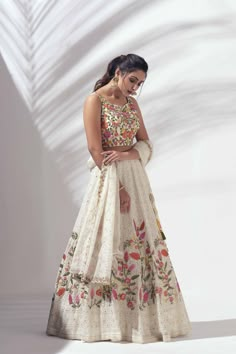 Trendy Outfits Indian, Traditional Indian Dress, Indian Bridal Dress, Indian Gowns Dresses