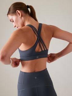 BEST FOR CARDIO: run + train + HIIT IMPACT: Medium-impact workouts, best for A-C cups FEEL: Recycled SuperSonic fabric is sleek with supportive compression FAVE: Strappy racerback design provides distraction-free mobility and airflow Designed for A-C cups IMPACT: For medium-impact workouts MEDIUM COVERAGE: Mid-rise neckline strikes the balance between concealed and revealed Padded, Removable. Athletic Wear Womens, Free Bra, Mastectomy Bra, Bra Inserts, Workout Tops For Women, Performance Leggings, Girl Online, The Gap, Workout Wear