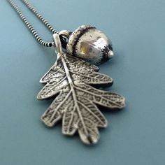 Sterling Silver Acorn and Oak Leaf Necklace Free Shipping Bestie Necklace, Oak Leaf Necklace, Moon Planet, Acorn Pendant, Silver Jewelry Diy, Planet Necklace, Acorn Necklace, Acorn And Oak, Silver Oak