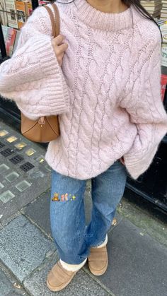 Pink Cable Knit Sweater Outfit, Danish Pastel Aesthetic Outfits, Pastel Sweater Outfit, Aesthetic Outfits Winter, Cable Knit Sweater Outfit, Danish Pastel Aesthetic, Knit Sweater Outfit, Pink Cable Knit Sweater, Ootd Fall