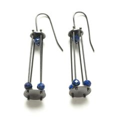 Silver Earrings - Oxidized sterling silver earrings feature two disks and four columns of wire, each with faceted lapis beads. Made of French wire with flexible connections. Alt Jewelry, Kinetic Earrings, Cage Earrings, Art Jewelry Earrings, Contemporary Handmade Jewelry, Caged Necklace, Simple Hoop Earrings, Mixed Metal Jewelry, Artful Home