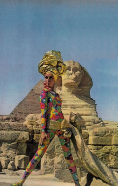 Vogue 1965. Summer Vintage Outfits, Patti Hansen, Explorers Club, Vogue Archive, Fashion 1960s, Lauren Hutton, Sixties Fashion, Egypt Travel, 1960s Fashion