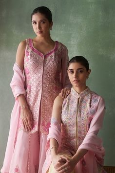 Pink sleeveless leaf neckline kurta with all over Persian blossom embroidery using floral patchwork, resham and mirror highlights. Paired with a mirror bloom vine embroidered flared sharara and a flora border embroidered dupatta. - Aza Fashions Fitted Sleeveless Pink Palazzo Set, Pink Fitted Sleeveless Palazzo Set, Fitted Palazzo Set With Mirror Work, Flared Sharara, Blossom Embroidery, Pink Dupatta, Kurta Sharara Set, Pink Patchwork, Kurta Sharara